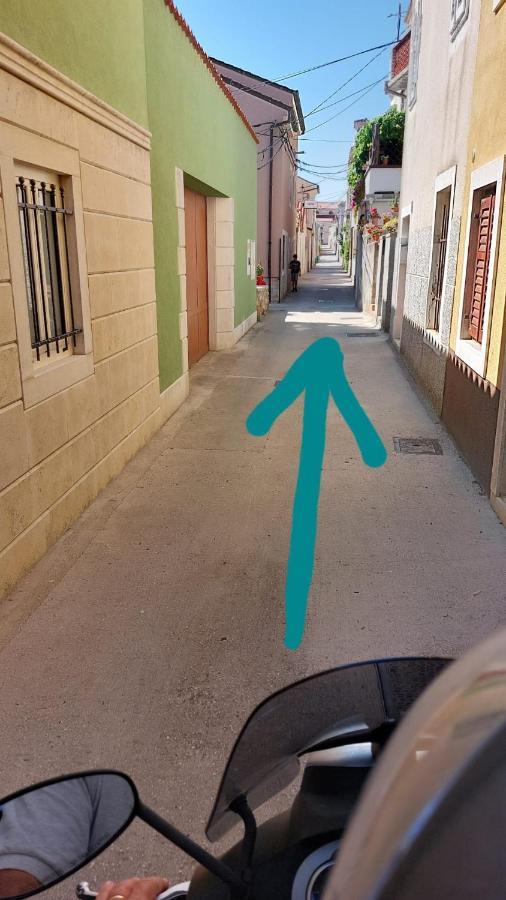 Apartman Kristina And Free Parking Mali Losinj Ngoại thất bức ảnh